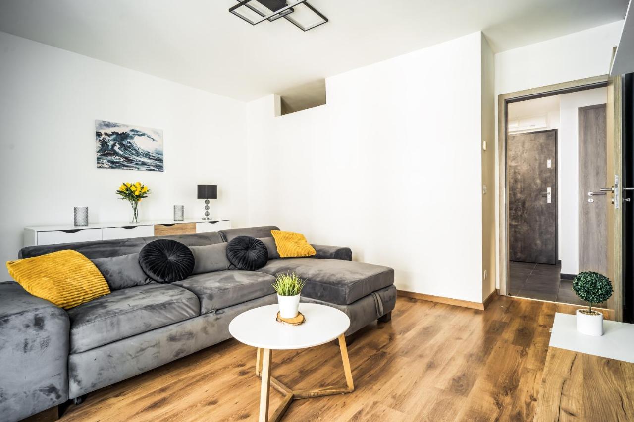 Vig Apartment - With Private Parking Budapest Extérieur photo